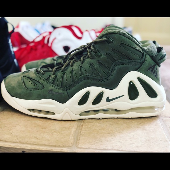 nike uptempo 97
